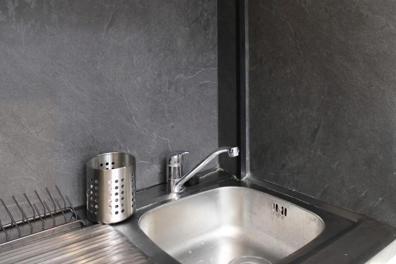Daire Pretty Love Nest Close To Pere-Lachaise Paris